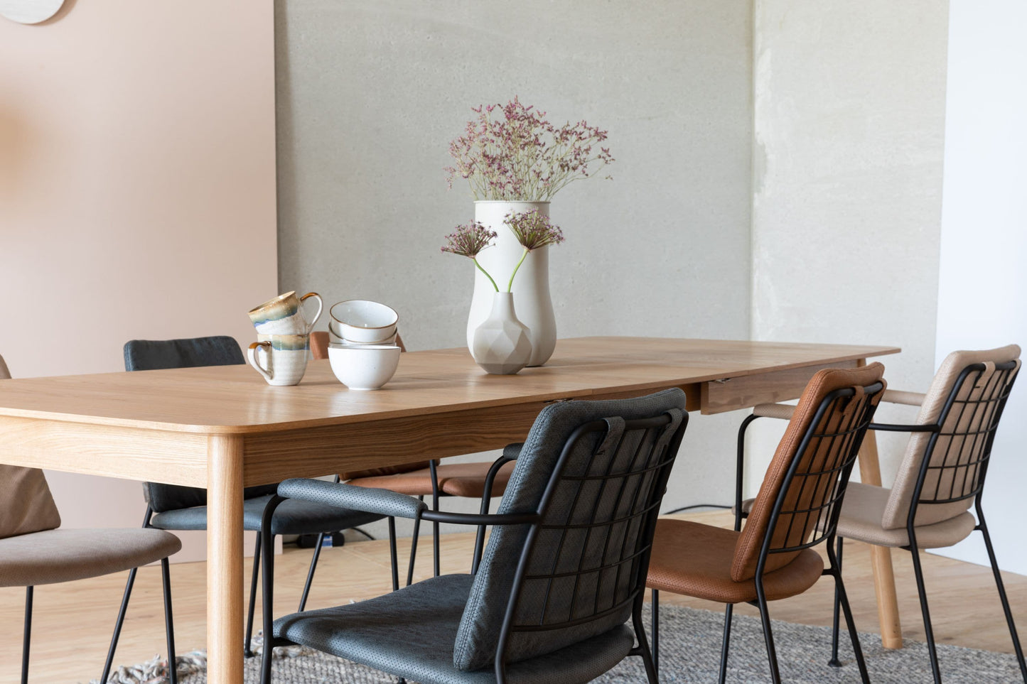 Tweedekansje Zuiver Fab stoel gestoffeerd beige - Set van 2