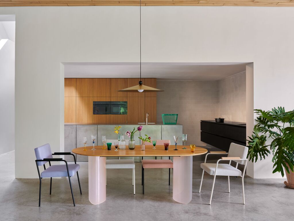 FEST Monday eetkamerstoel met armleuning naturel Coda 2 422