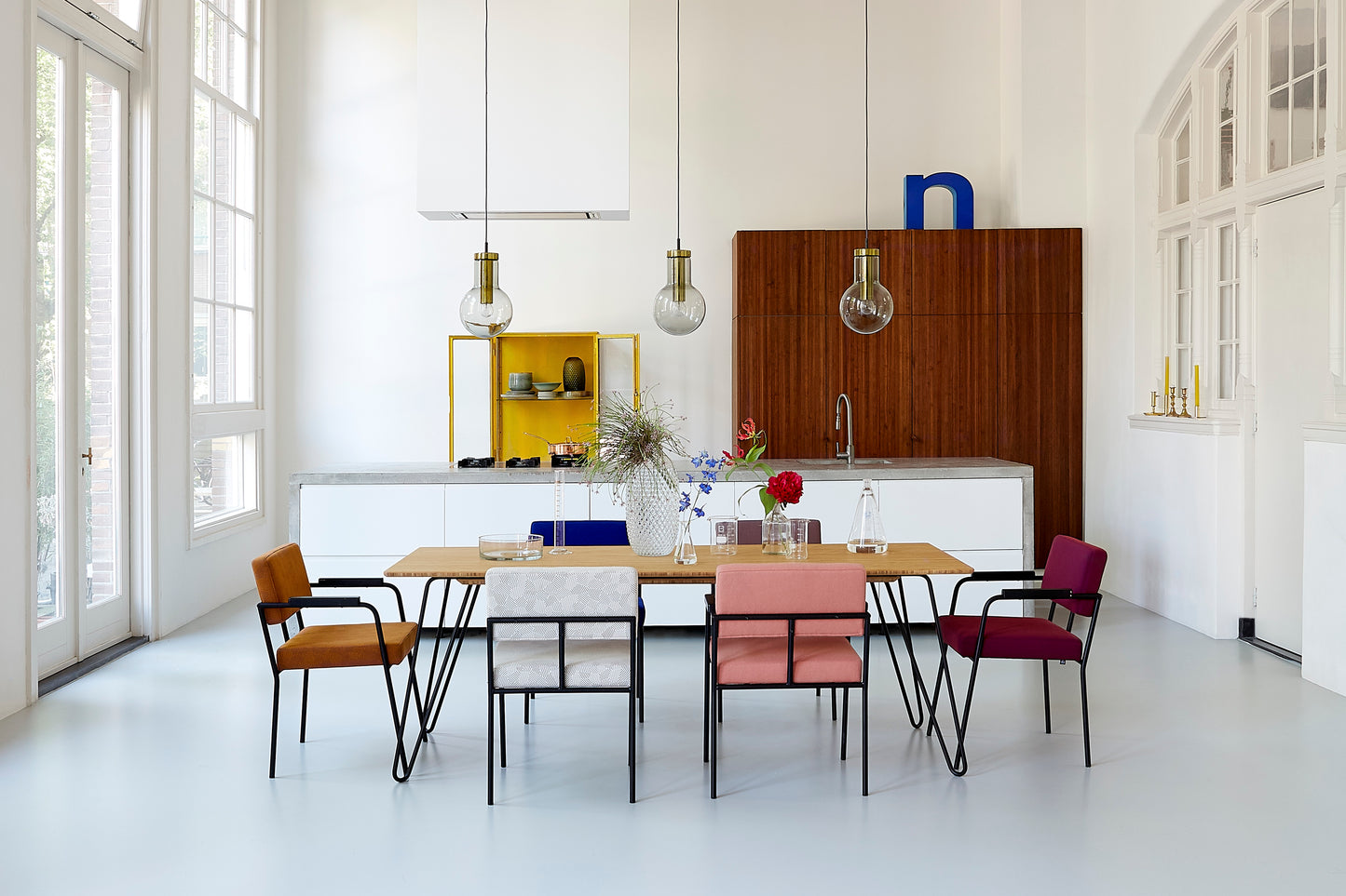 FEST Monday eetkamerstoel met armleuning naturel Coda 2 422