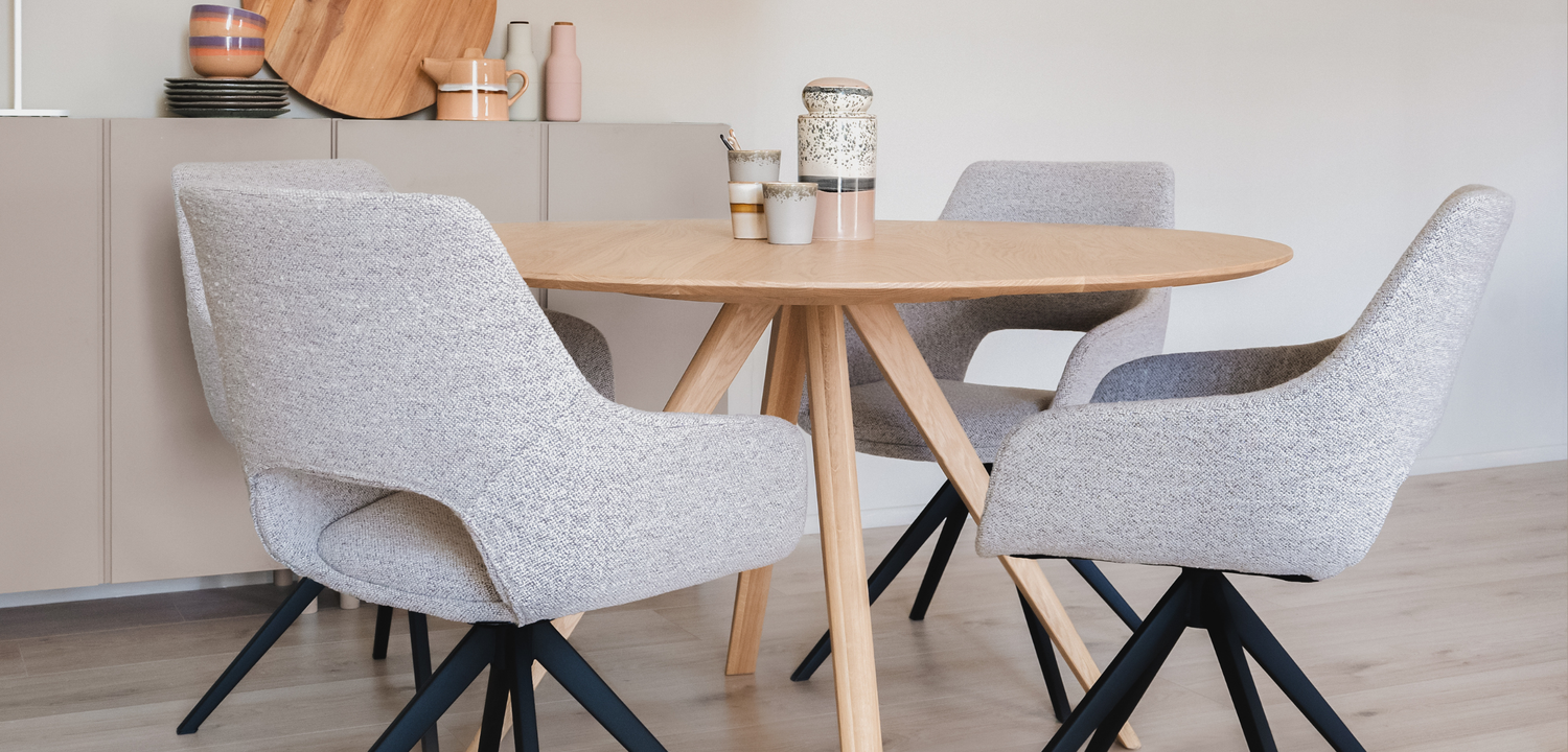 Grijze eetkamerstoelen