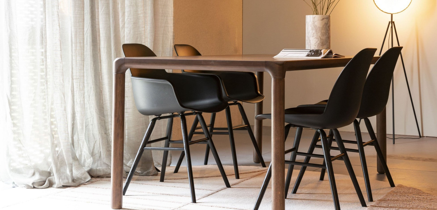 Zwarte eetkamerstoelen
