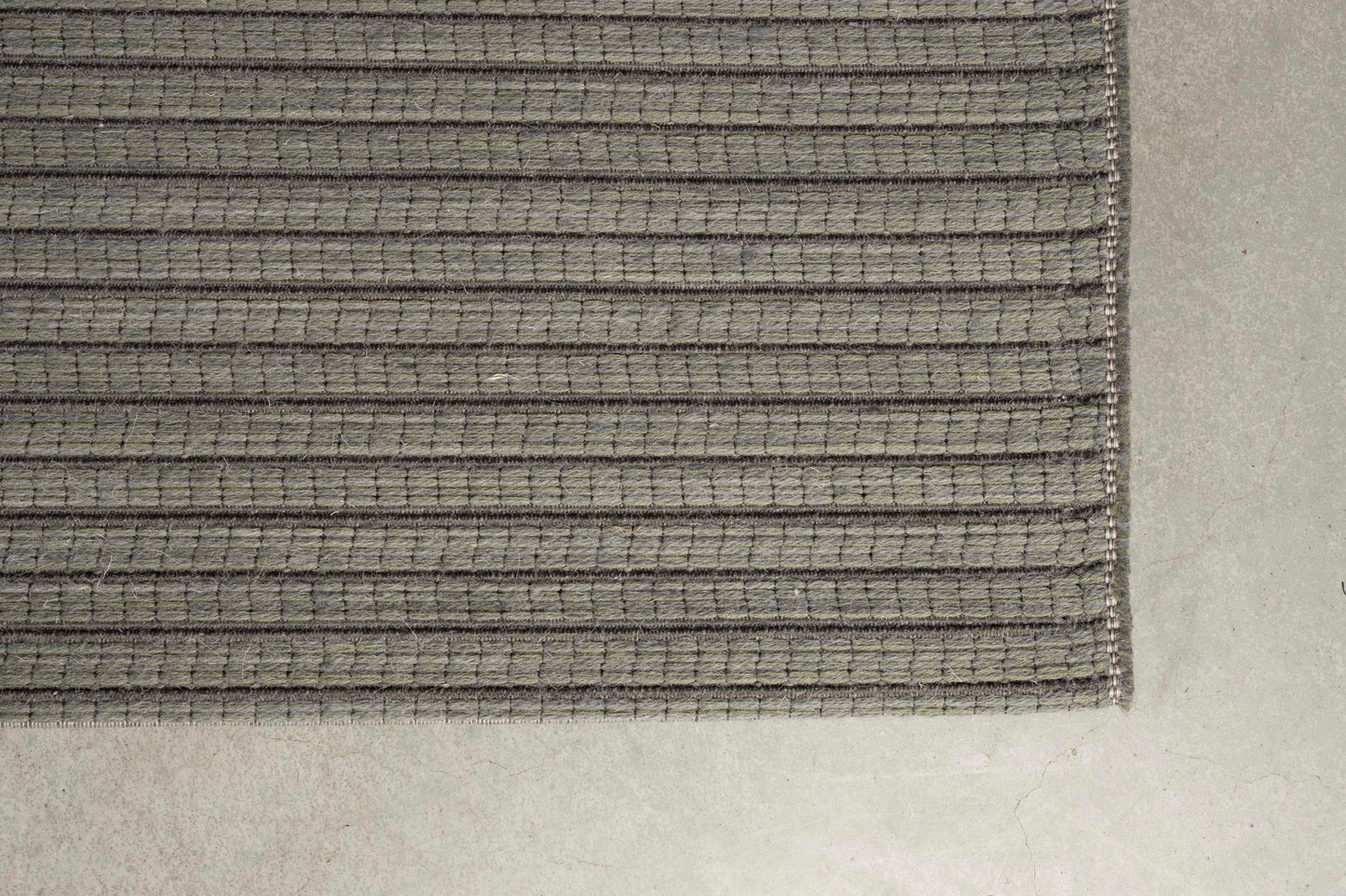 Zuiver Waves vloerkleed 240x170 cm Stone Green