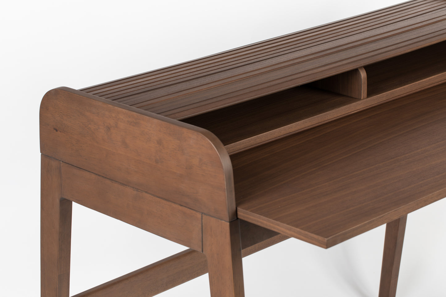 Zuiver Barbier bureau Walnoot