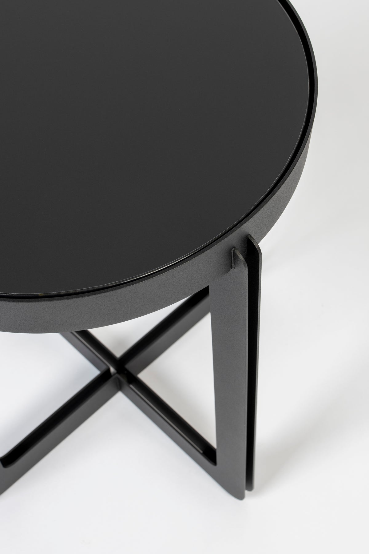 Zuiver Centre Side Table Black