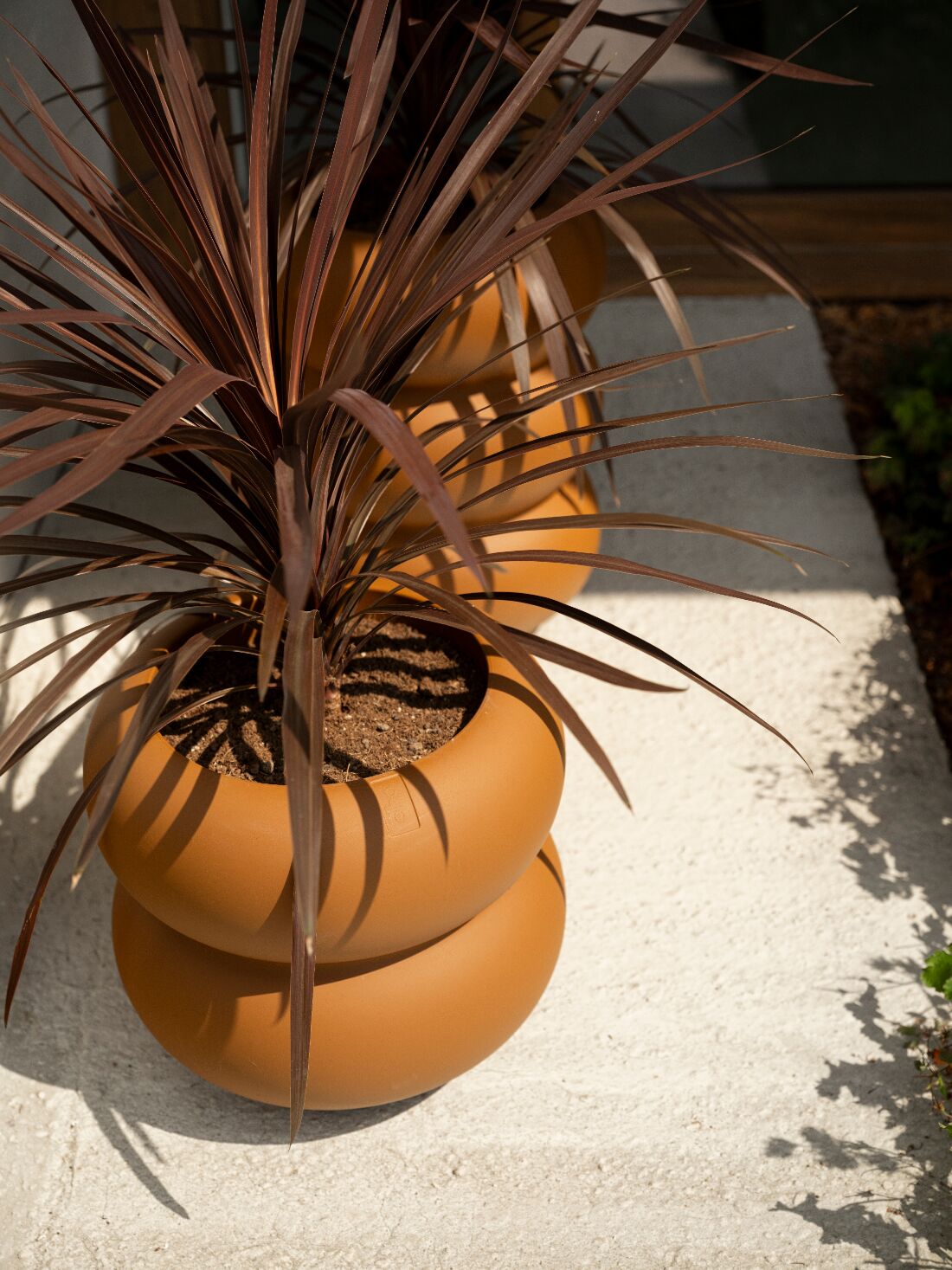 Elho Amber Roll Low bloempot Ø43 cm Karamel