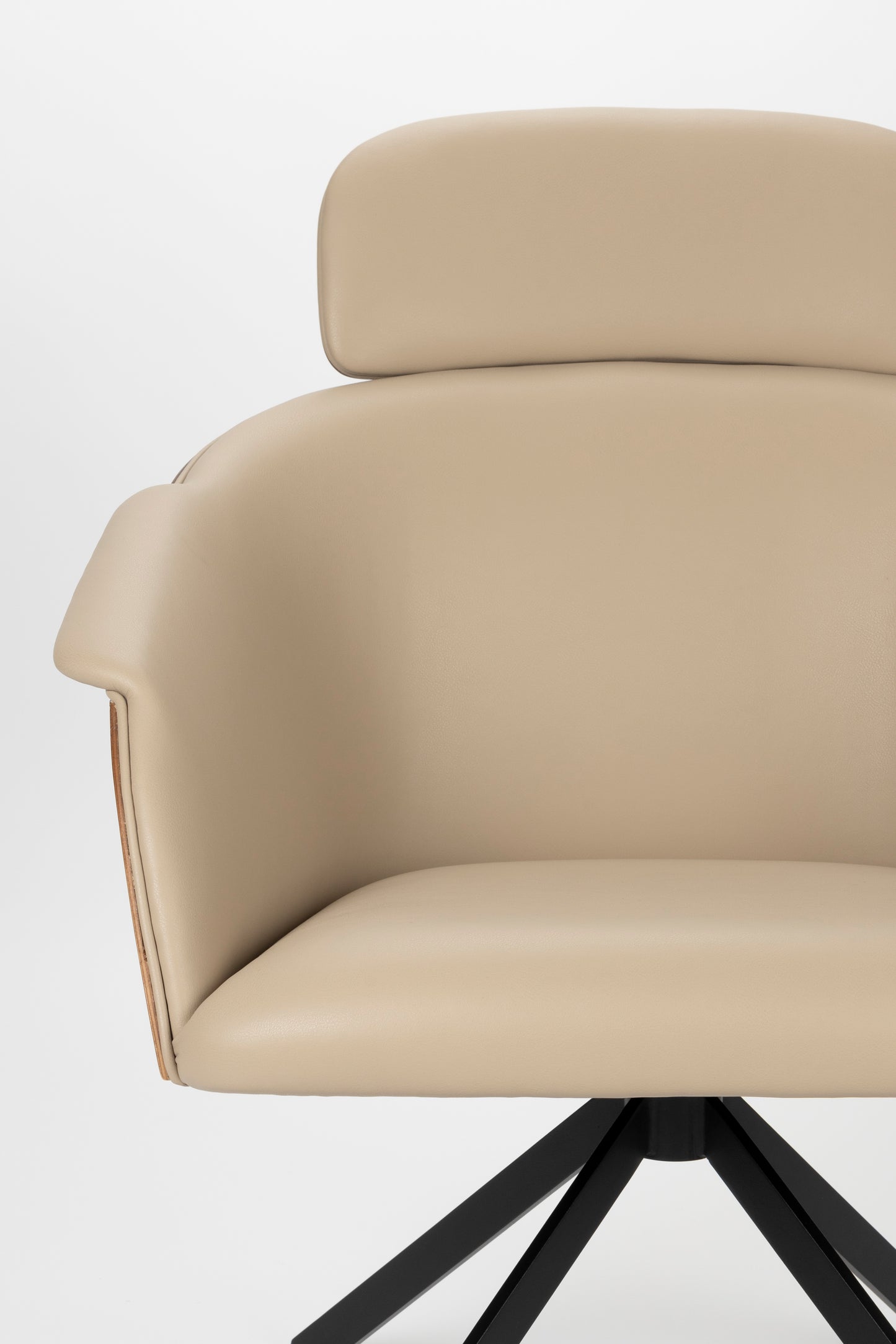 Zuiver Frie fauteuil Beige