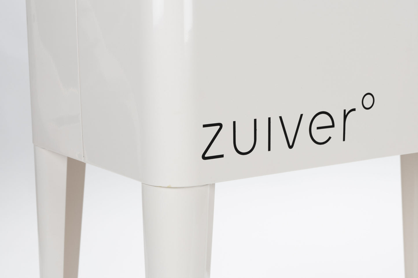 Zuiver Cooler Be Cool koelbox met wieltjes Cream