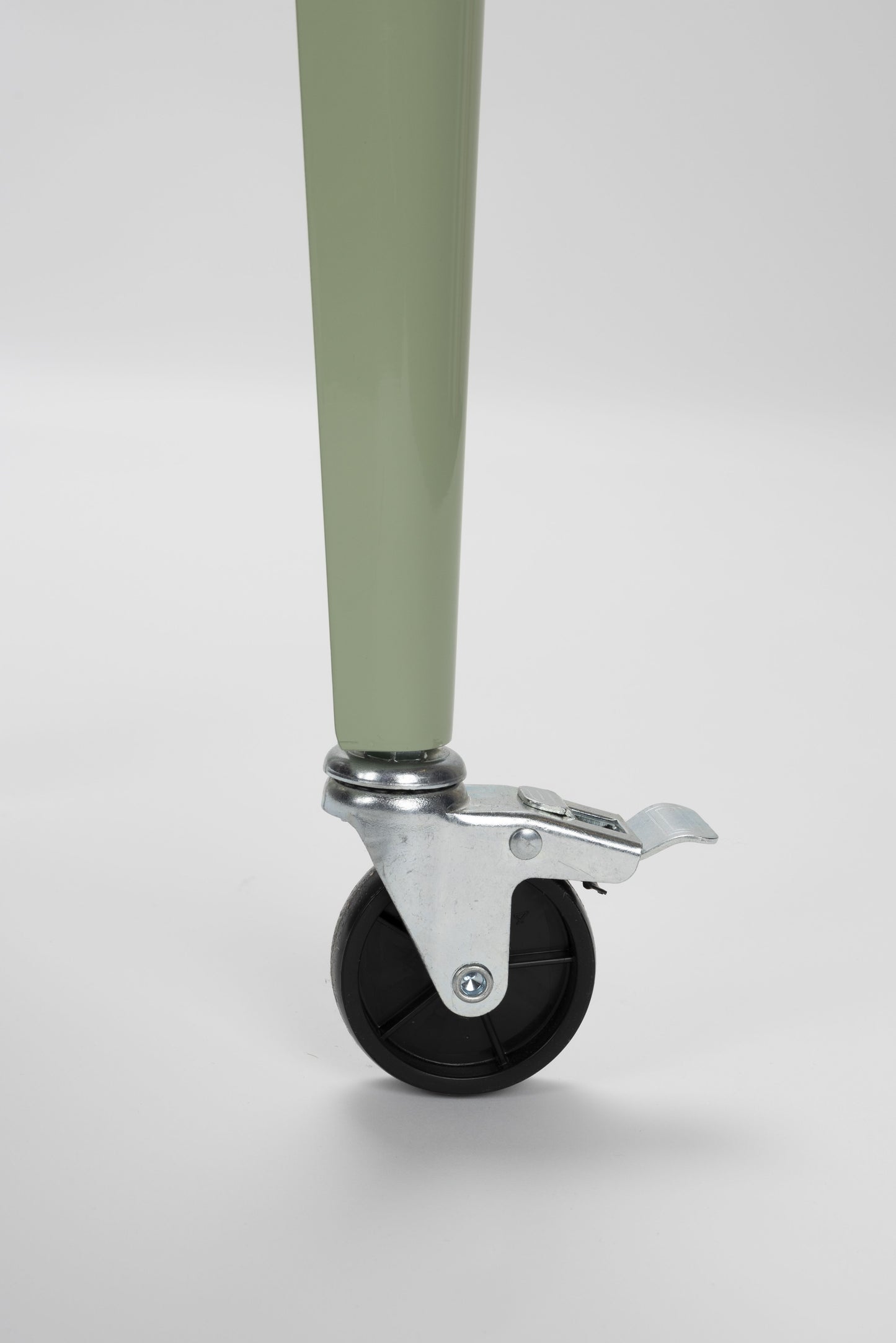 Zuiver Cooler Be Cool koelbox met wieltjes Green