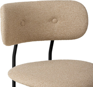 Gubi Coco eetkamerstoel gestoffeerd Dedar Boucle 004
