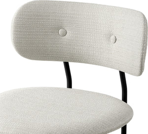 Gubi Coco barkruk H65 gestoffeerd Dedar Eero 106