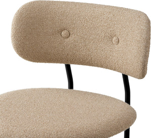 Gubi Coco barkruk H65 gestoffeerd Dedar Boucle 004