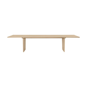 Gubi Private eettafel 320x100 cm eiken
