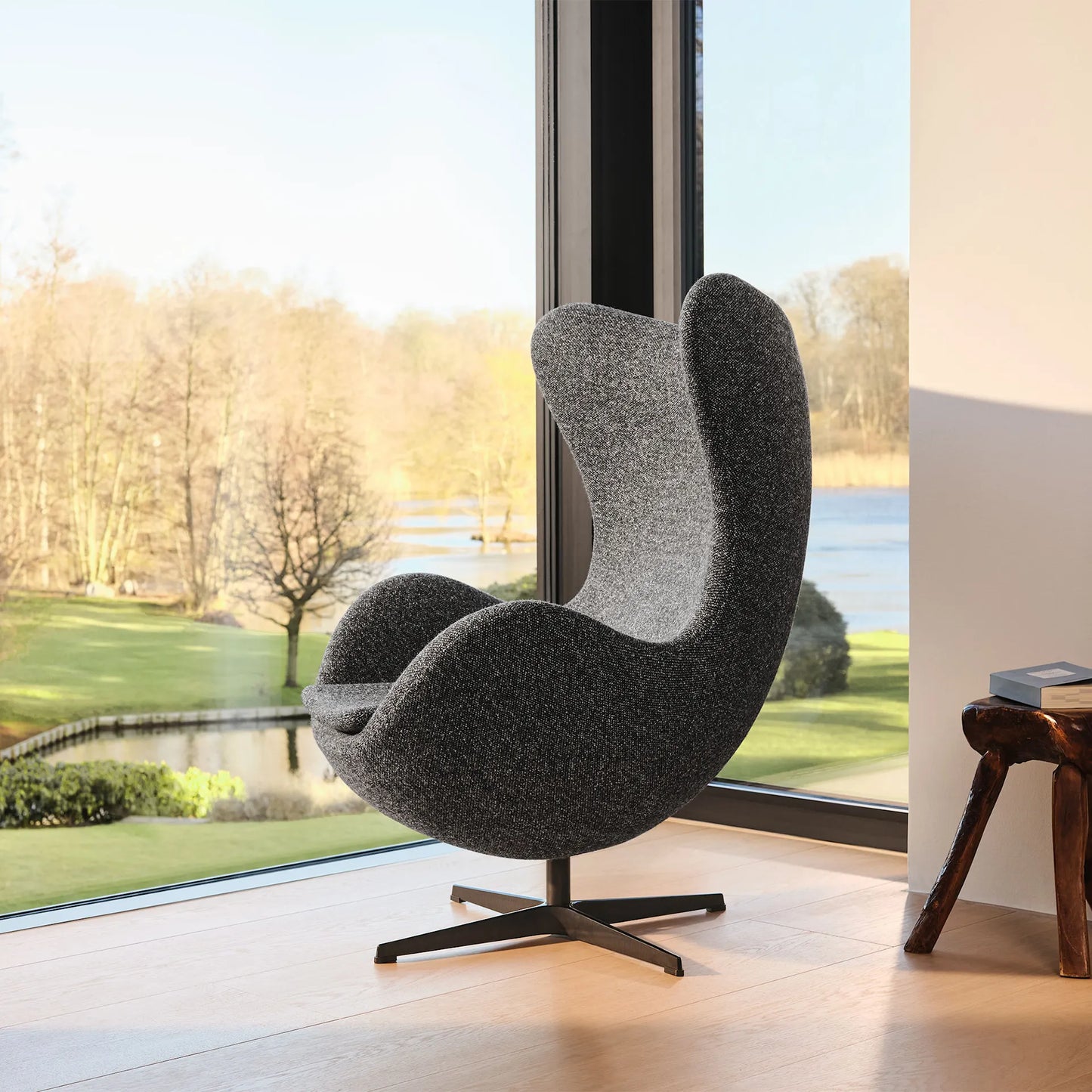 Fritz Hansen Egg Chair fauteuil Christianshavn 1141 poot aluminium