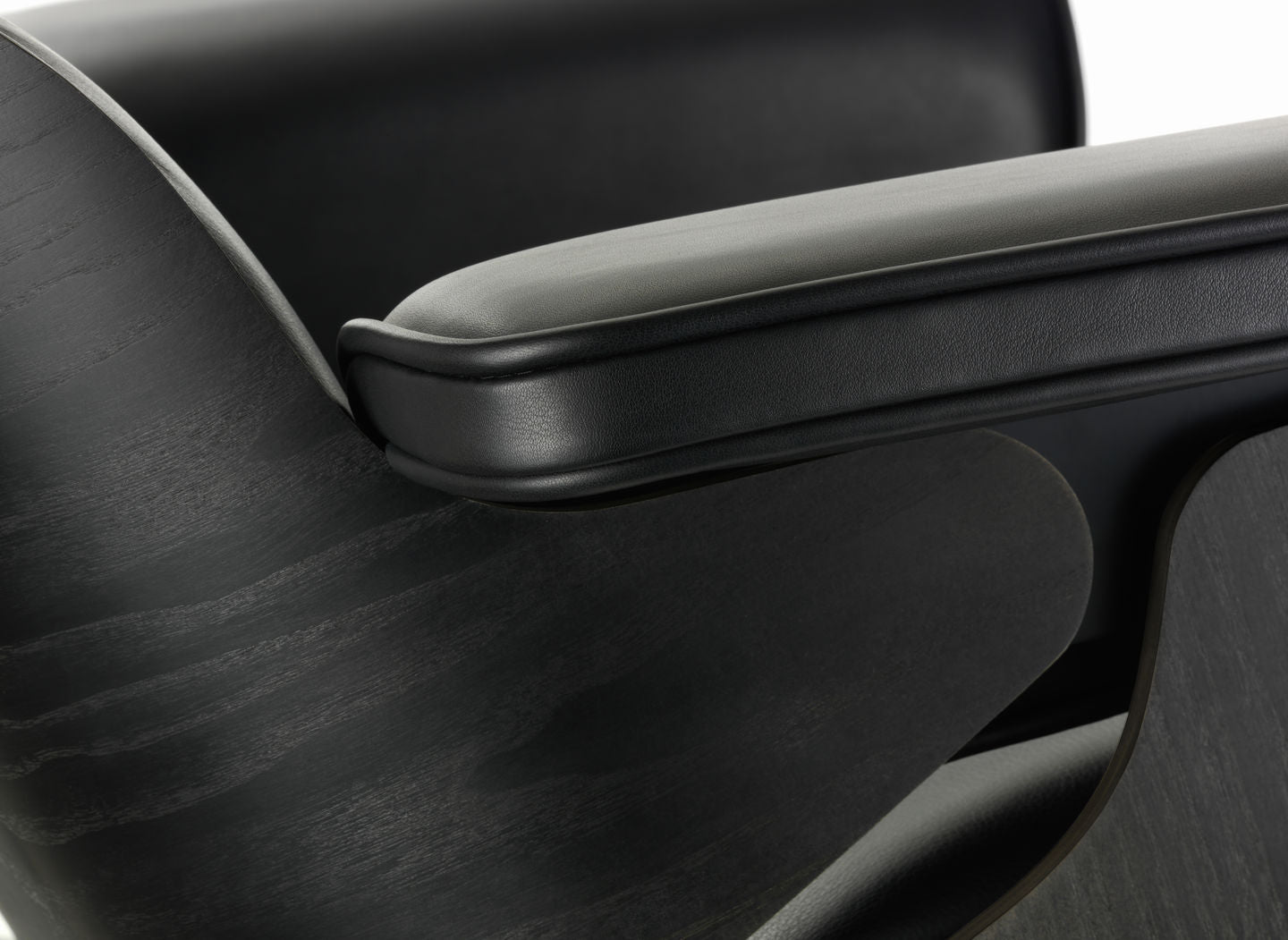 Vitra Eames Loungechair Premium Leder Nero kastanje zwart