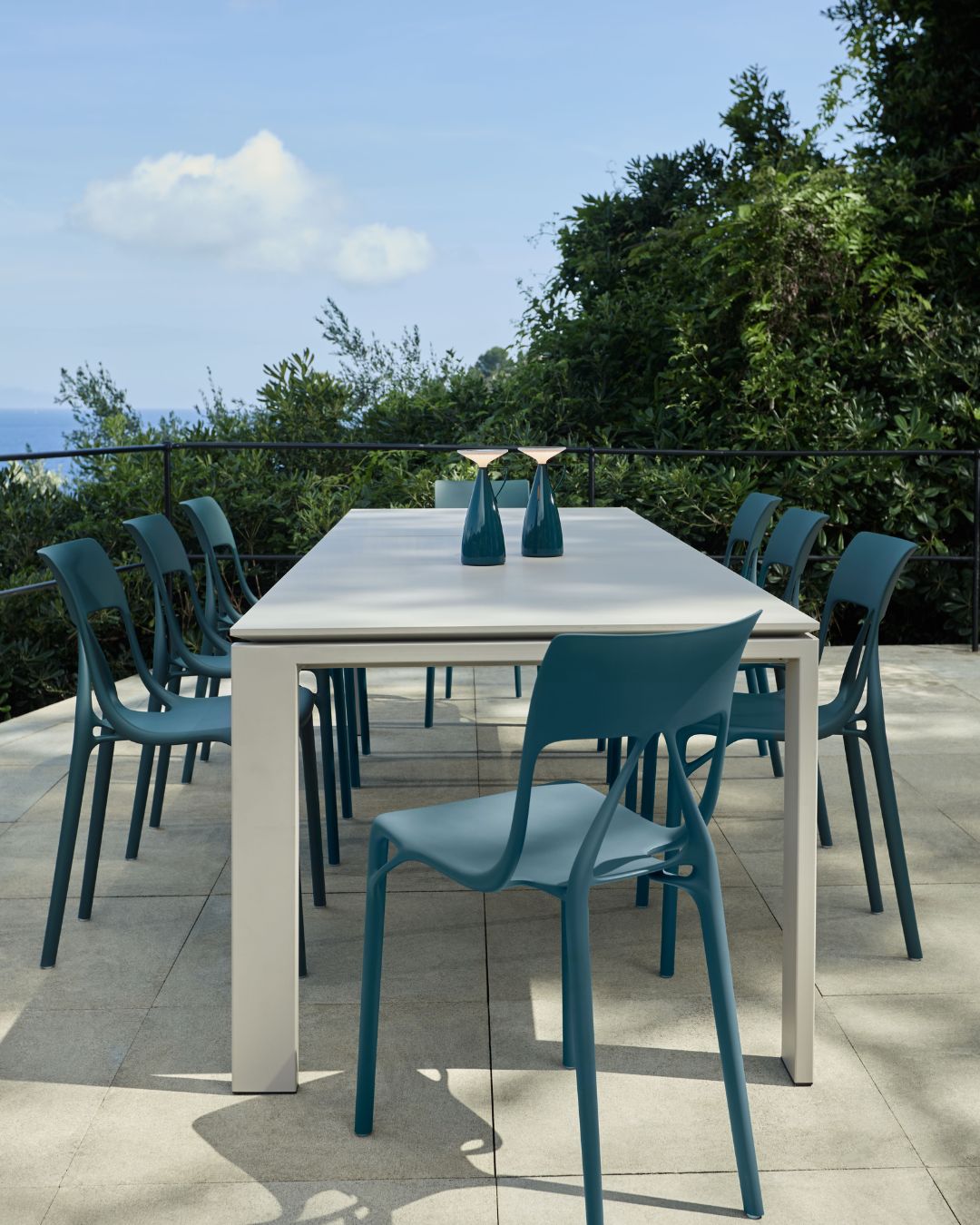 Kartell A.I. Lite eetkamerstoel Petrol