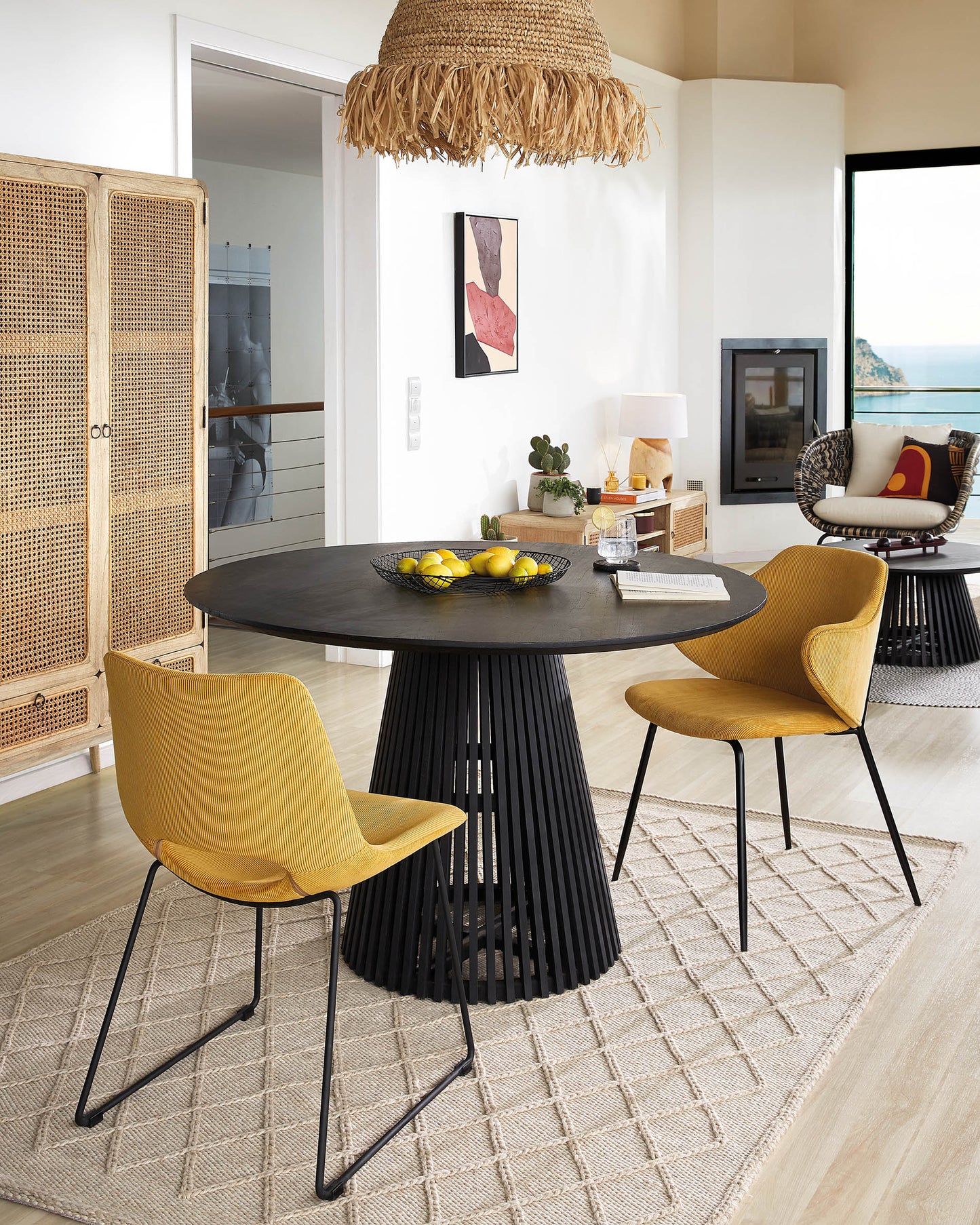 Kave Home Jeanette eettafel Ø120 cm Black