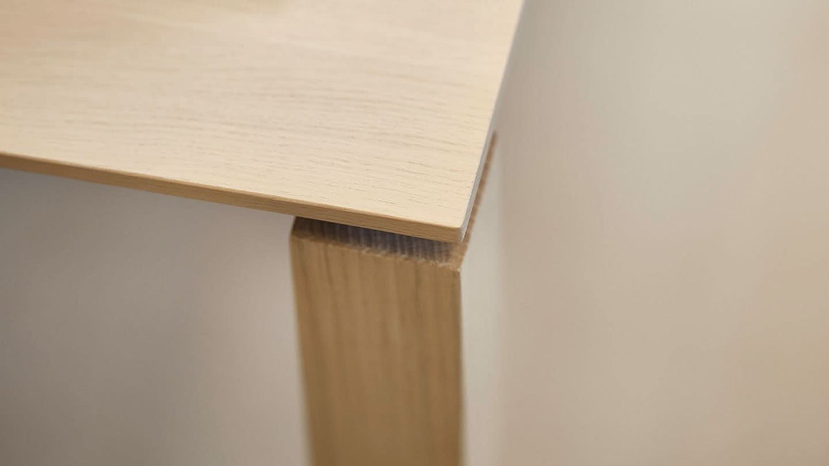 Mobitec Float T0800 eettafel 240x100 cm mat gelakt eiken