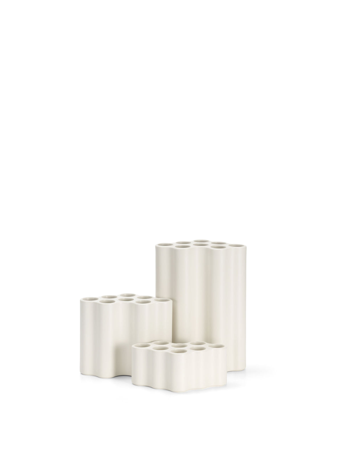Vitra Nuage Céramique vaas small Ivory – HelloChair
