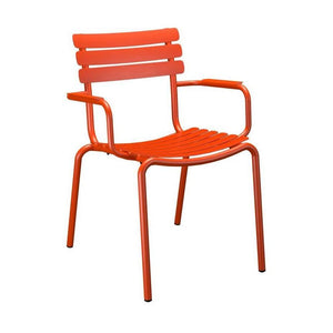 Houe Alua Dining tuinstoel met arm Cayenne