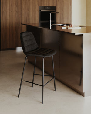 Kave Home Zunilda barkruk H65 chenille Black