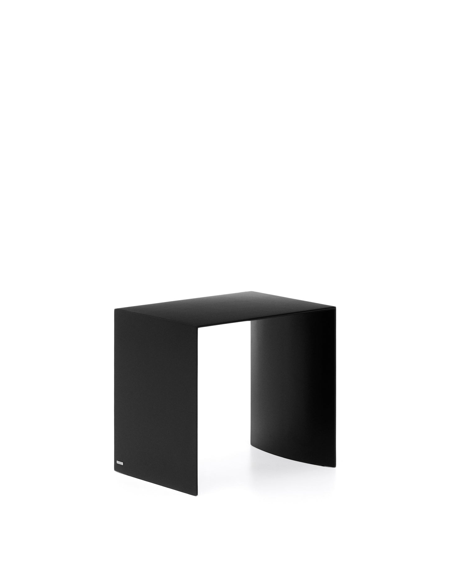 Kave Home Litto bijzettafel 55x40 cm Black