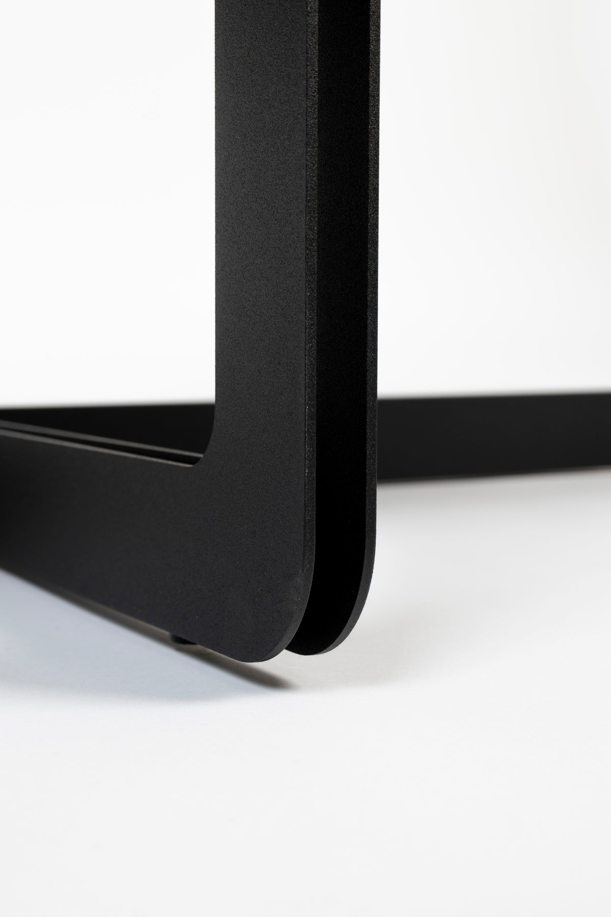 Zuiver Centre Side Table Black