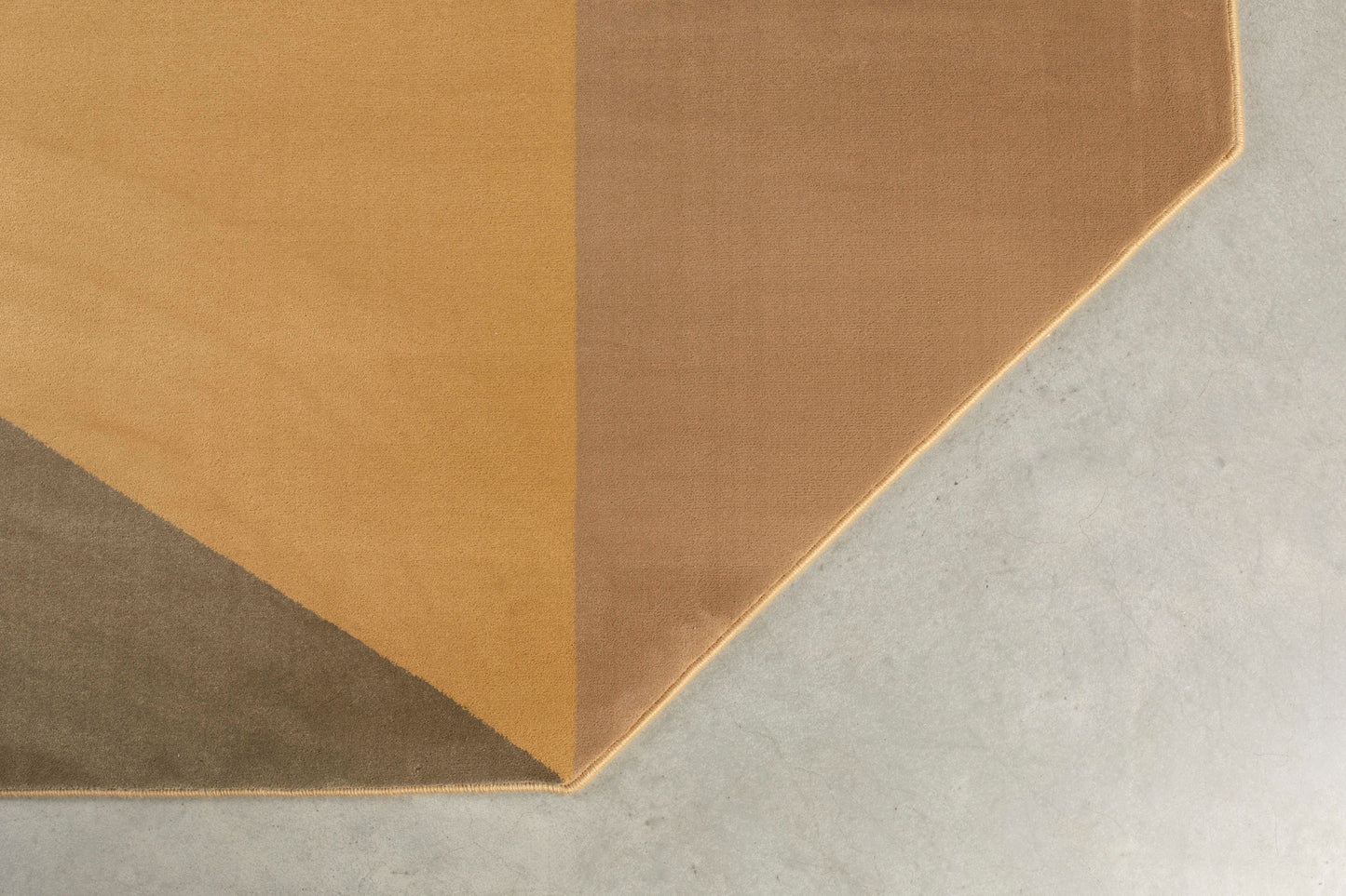 Zuiver Harmony vloerkleed 230x160 cm Brown Rice