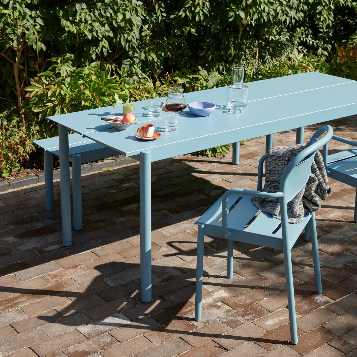 Muuto Linear Steel tuinstoel Pale Blue