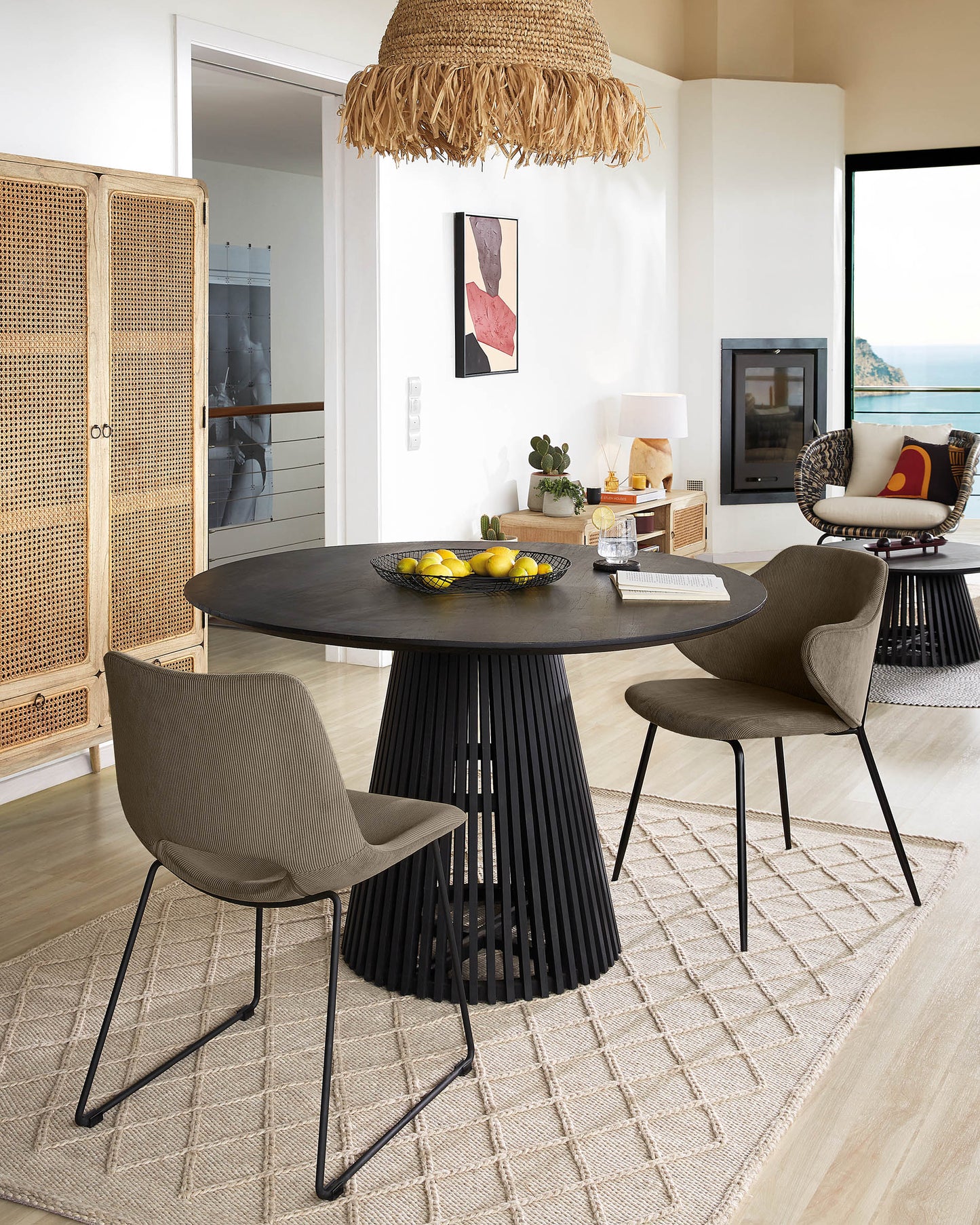 Kave Home Jeanette eettafel Ø120 cm Black