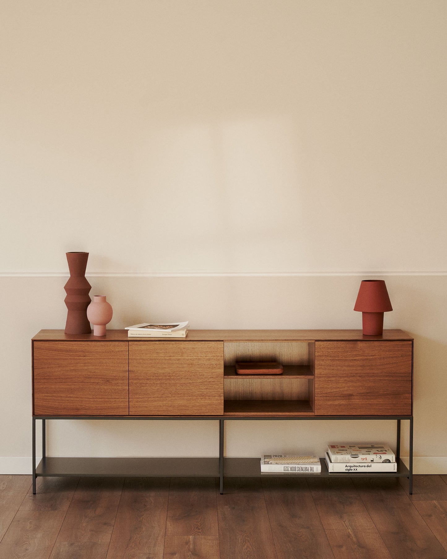 Kave Home Vedrana dressoir 3-deurs walnoot