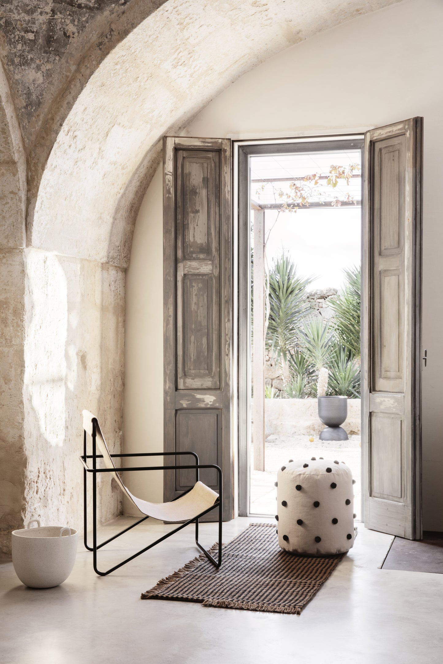 Ferm Living Desert loungestoel Cloud/Black