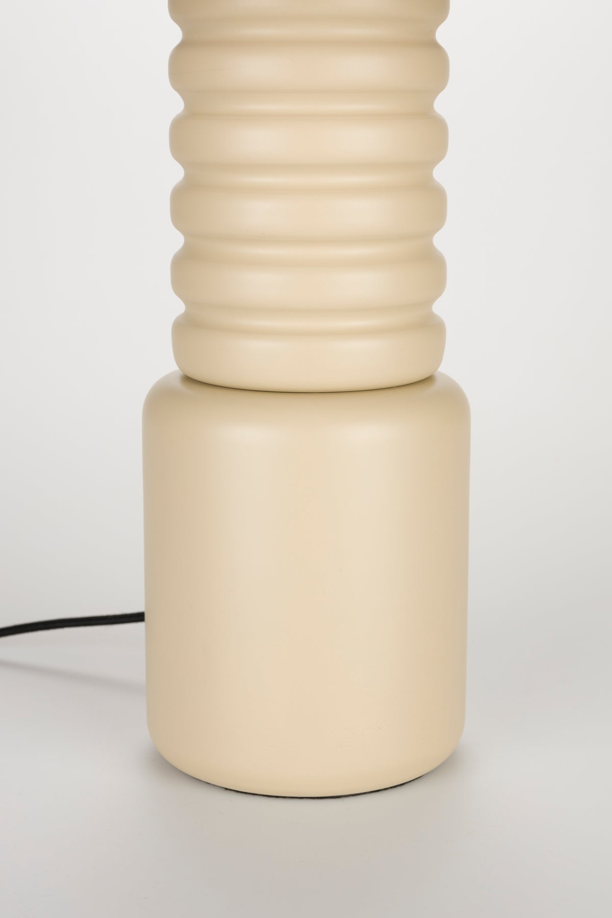 Zuiver Six tafellamp Beige