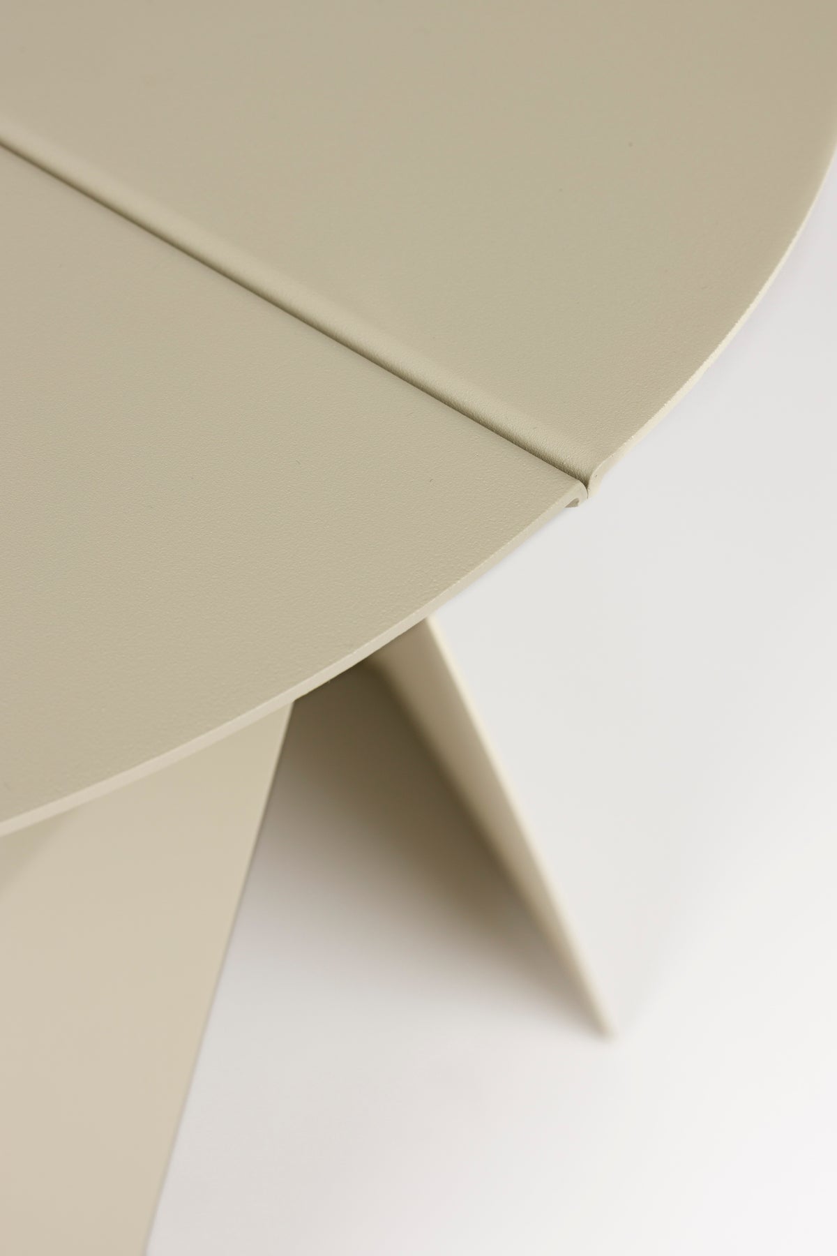 Zuiver Foldy bijzettafel Beige