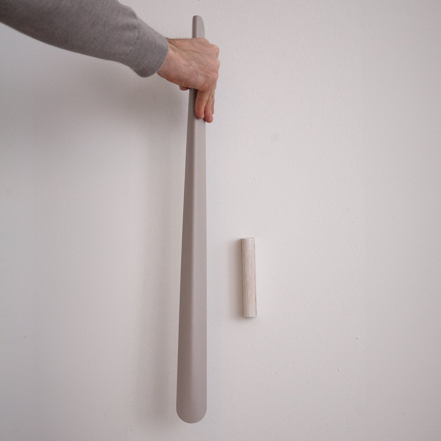 Spinder Design Don schoenlepel Silky Taupe
