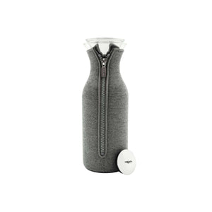 Eva Solo Fridge Karaf met hoes 1 liter Donkergrijs