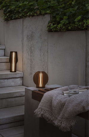 Eva Solo Radiant tafellamp rond oak Bruin