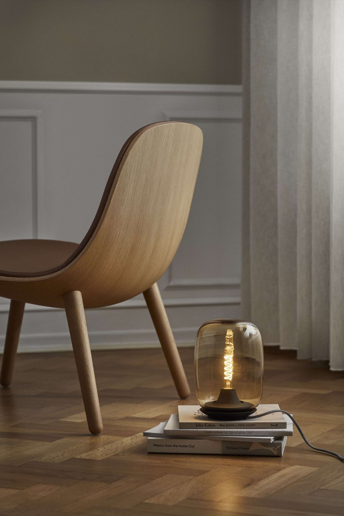 Eva Solo Acorn tafellamp Bruin