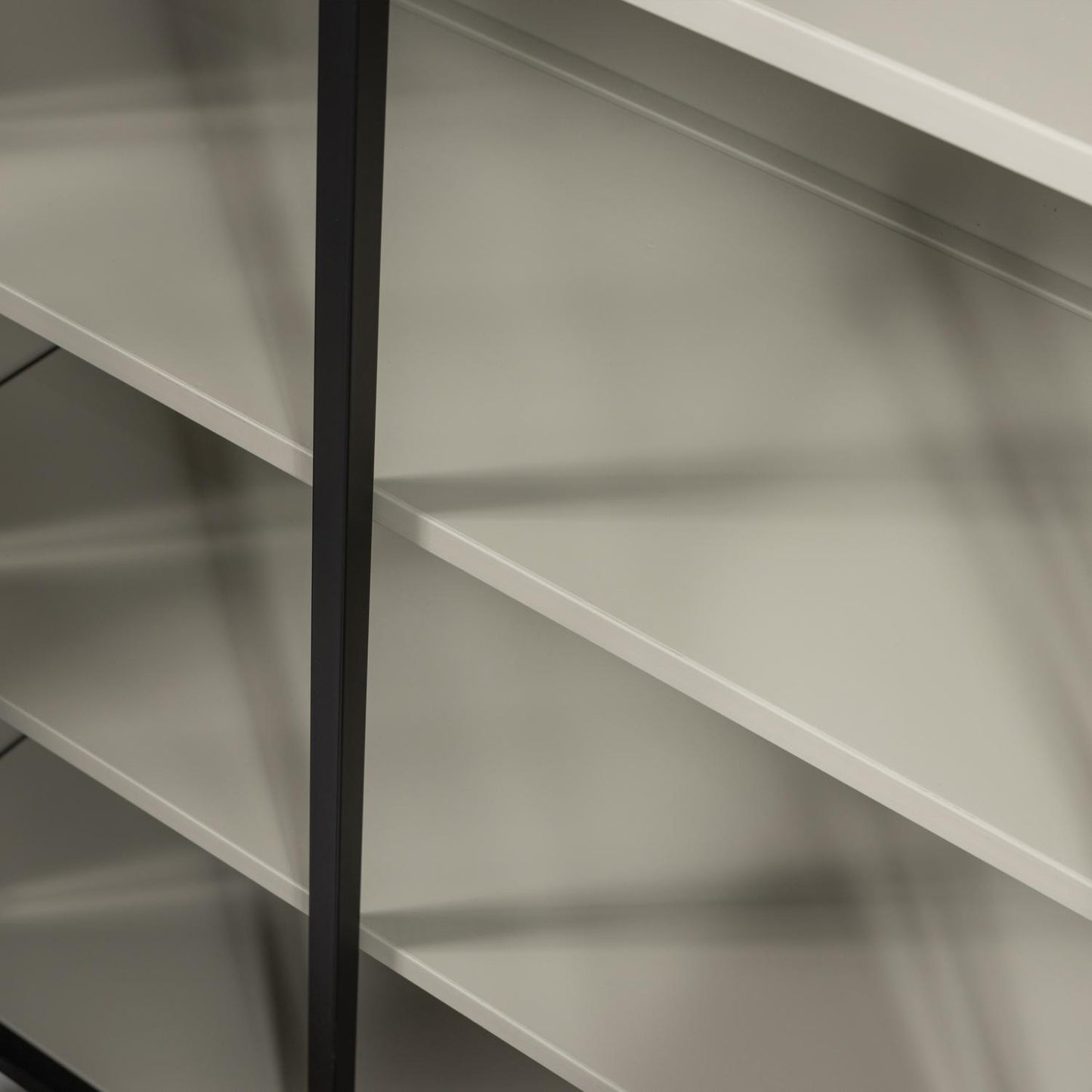WOOOD Exhibit vitrinekast XL 3-deurs Zwart