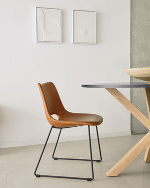 Kave Home Argo eettafel rond Ø120 cm Black/Natural
