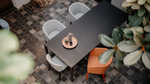 Mobitec Float T0100 eettafel rechthoek 200x100 cm mat gelakt eiken poot zwart