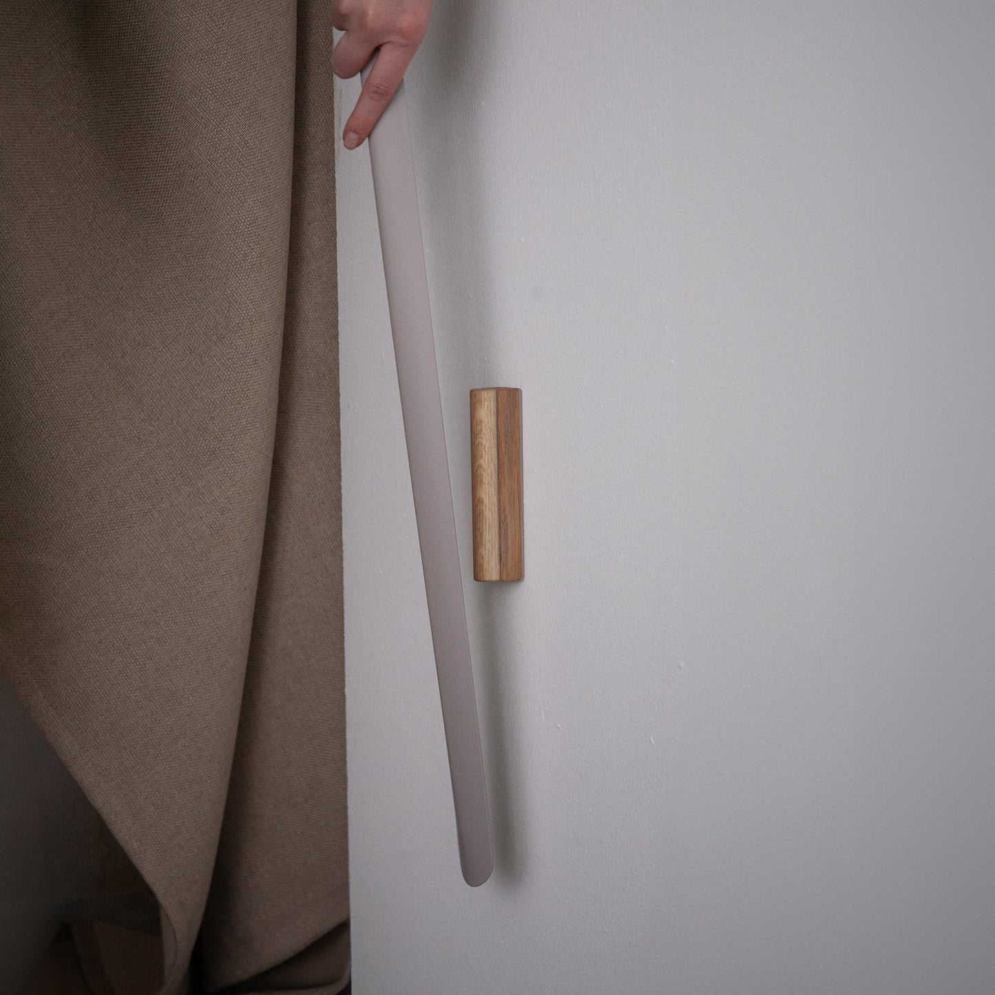 Spinder Design Don schoenlepel Silky Taupe