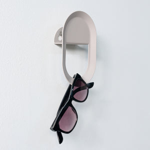 Spinder Design x Onmateria Design Coucou wandhaak Silky Taupe