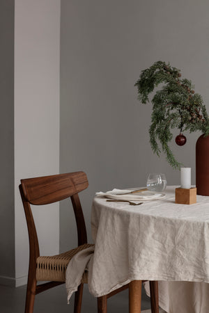 Carl Hansen & Søn CH23 Stoel, geolied walnoot met eiken detail