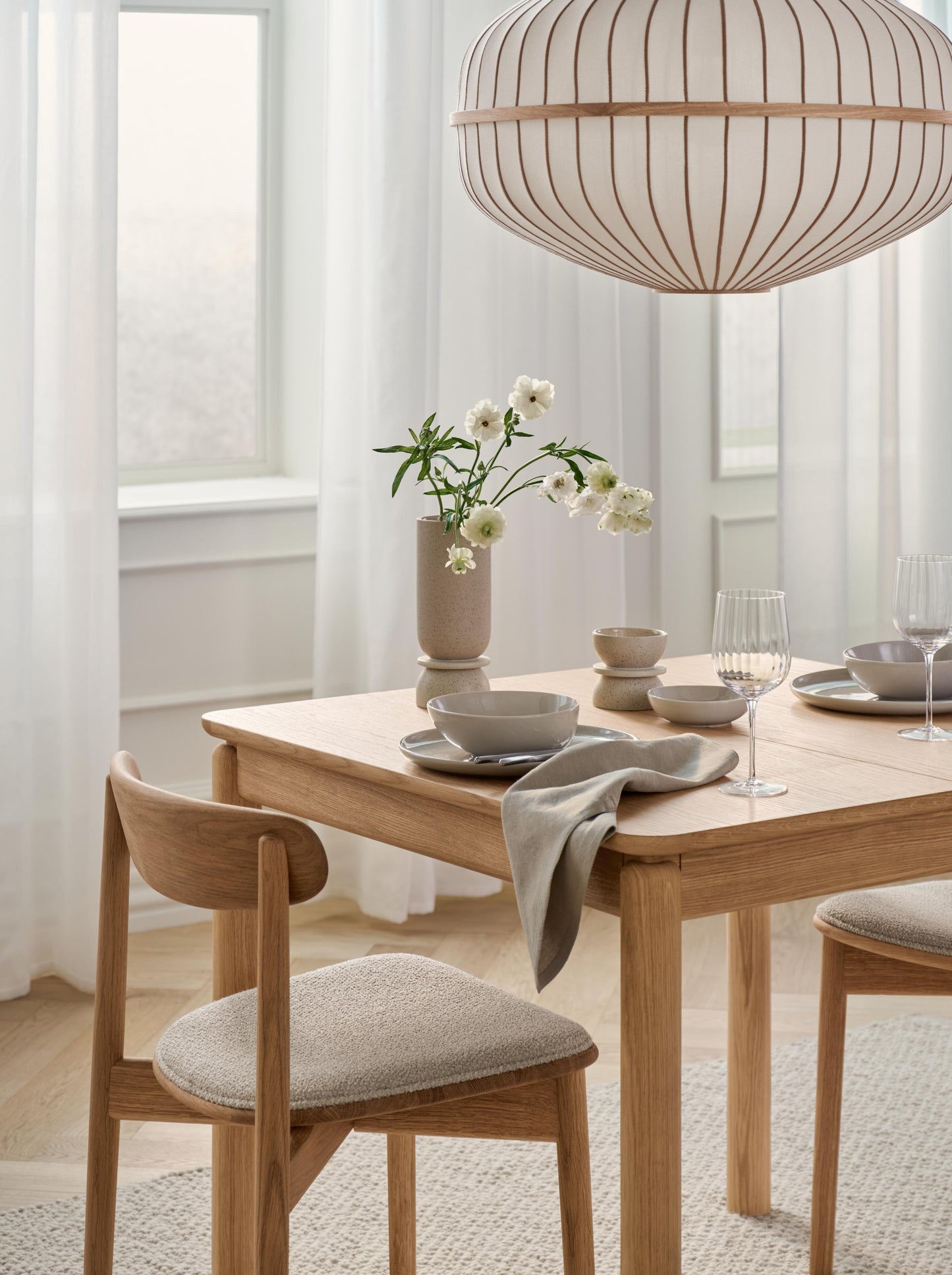Bolia Merge eetkamerstoel Monza Beige geolied eiken