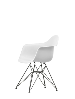 Vitra Eames DAR eetkamerstoel met arm Cotton White zwart gepoedercoat