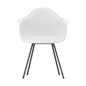 Vitra Eames DAX eetkamerstoel met arm Cotton White zwart gepoedercoat