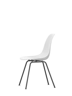 Vitra Eames DSX eetkamerstoel Cotton White zwart gepoedercoat