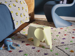 Vitra Eames Elephant small Deep Black