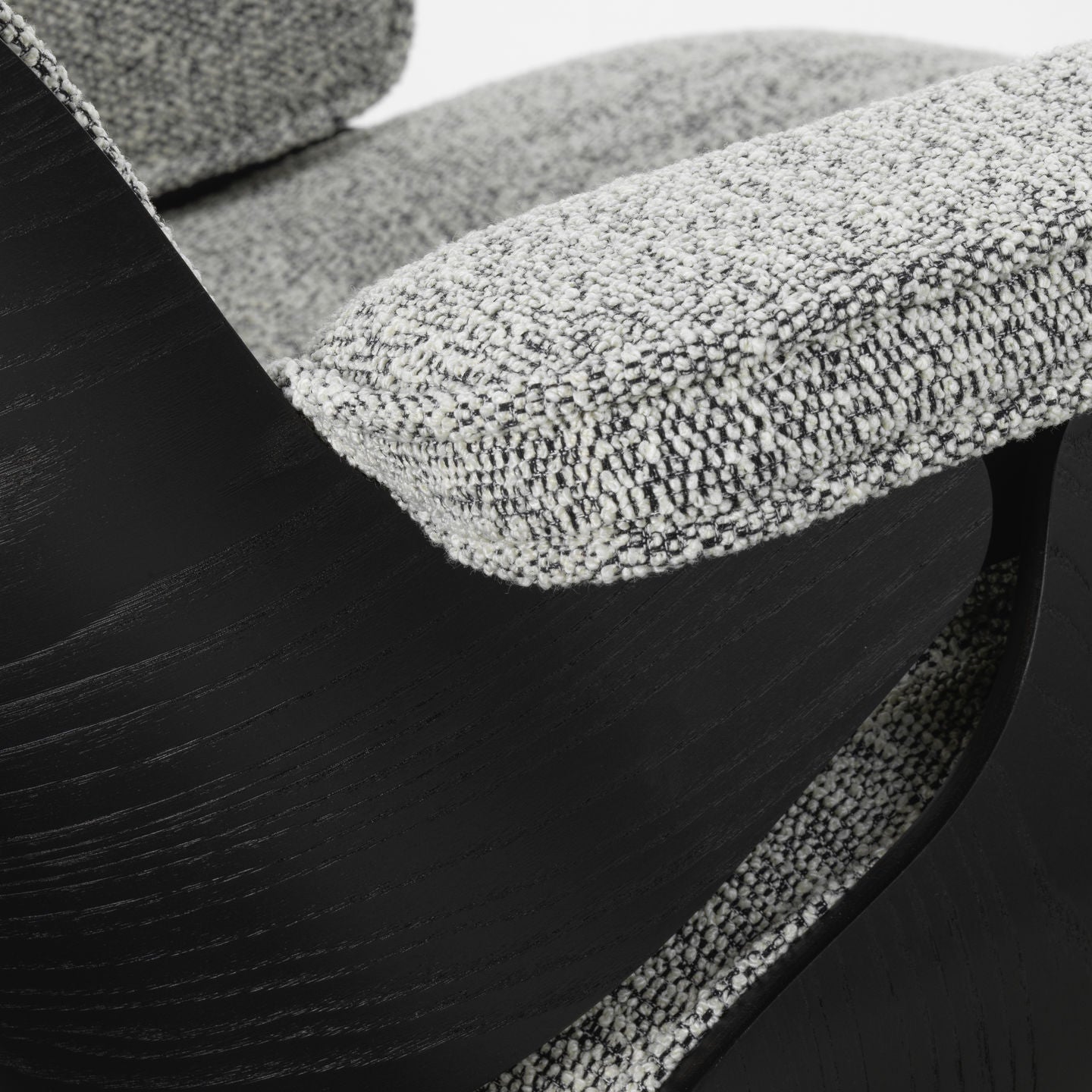 Vitra Eames Loungechair Nubia Salt'n Pepper kastanje zwart