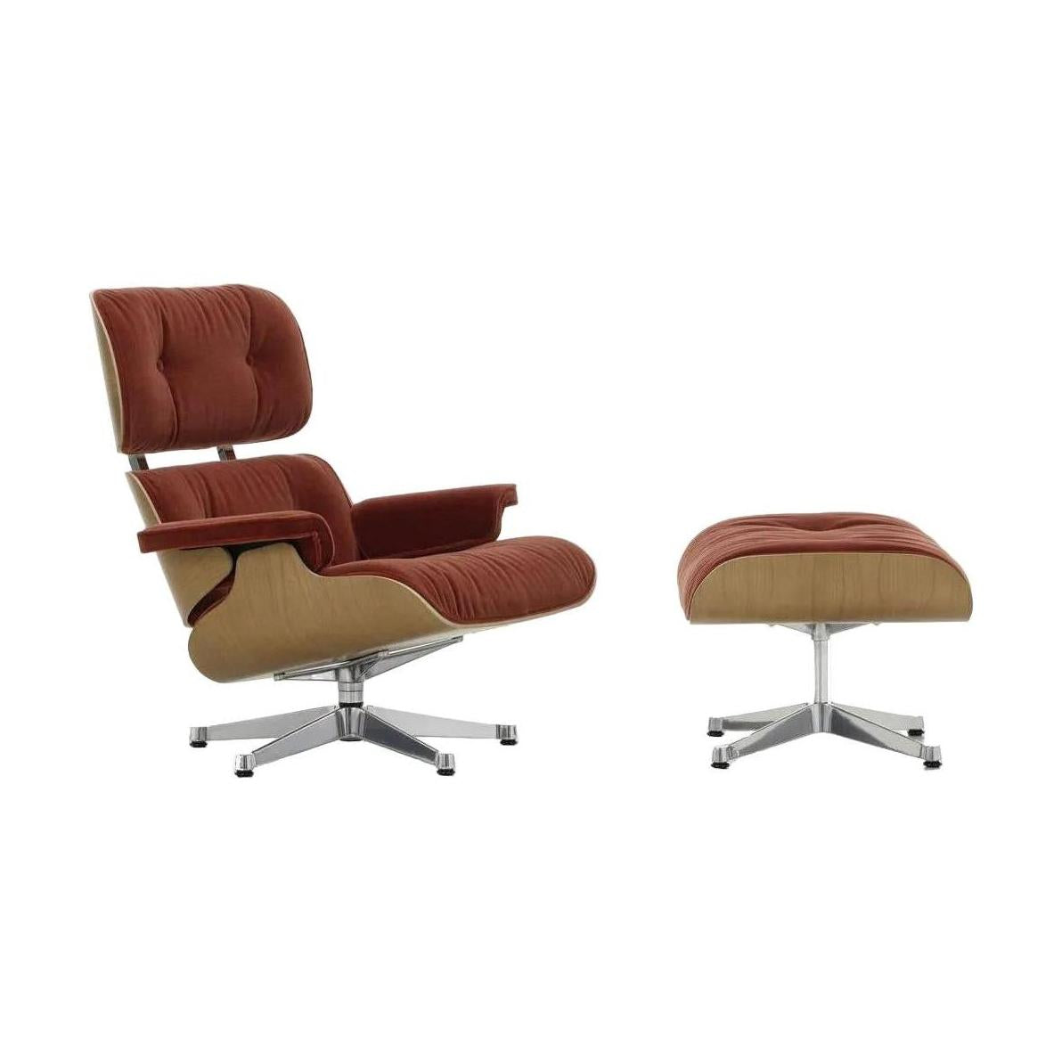 Vitra Eames Loungechair met ottoman Calma Brandy kersenhout naturel